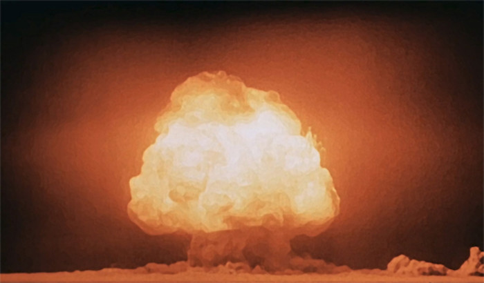 ატომური ბომბის გამოცდა (რეალური ფოტო)