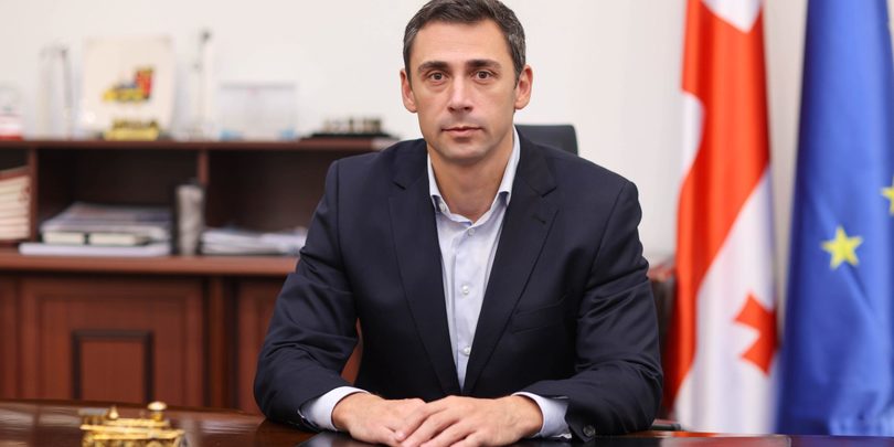 ლაშა აბაშიძე