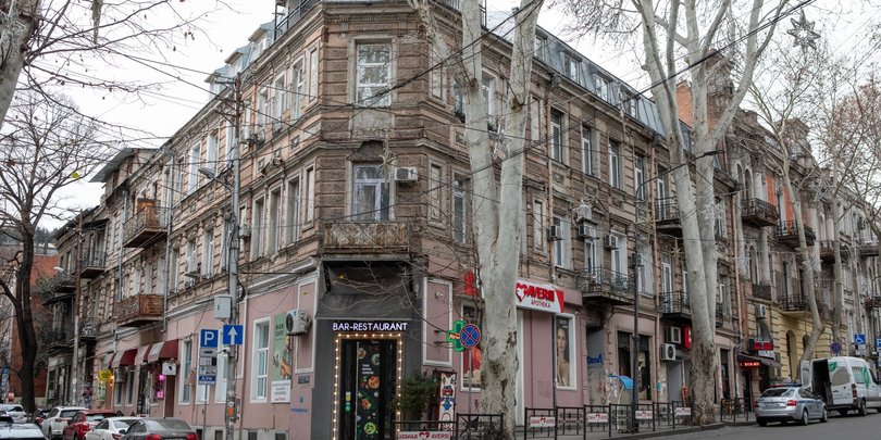 ლეონიძის ქუჩა